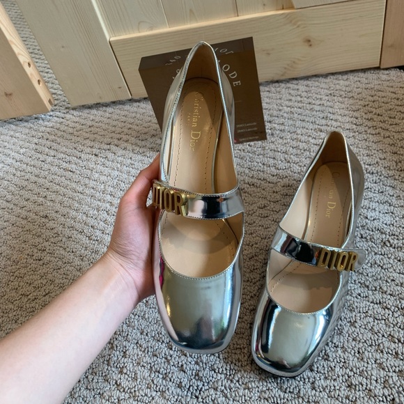 DIOR Miror Finish CA NEW size 38 - Picture 3 of 11